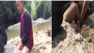 Bokep Smp Abg Bocil Ngewe Di Sambil Air Baru Curug Tete Ayang pertama